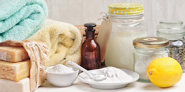 3 Natural cleaners you can DIY with illustration